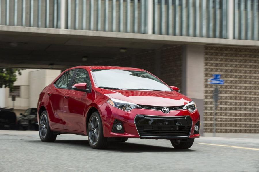  Toyota Corolla 2014 года  (фото 190 из 212)